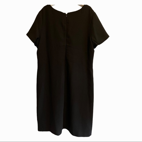 Tradition black formal lined back zip plus dress - Picture 7 of 11